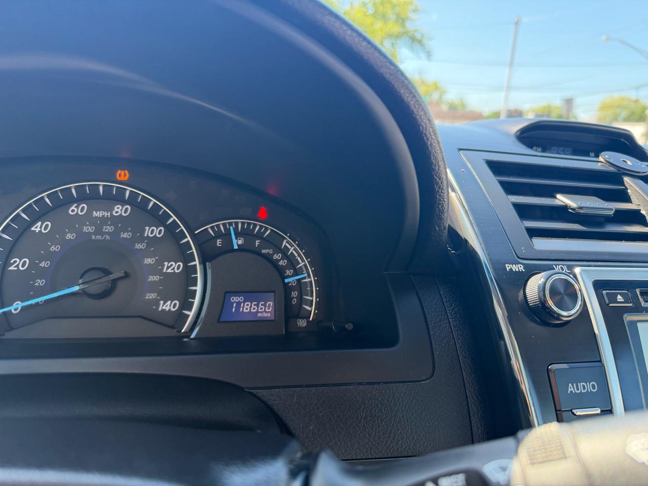 Toyota Camry L 2012