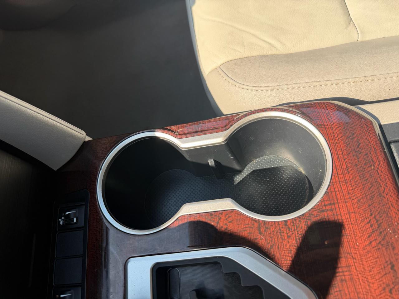 Toyota Camry L 2012