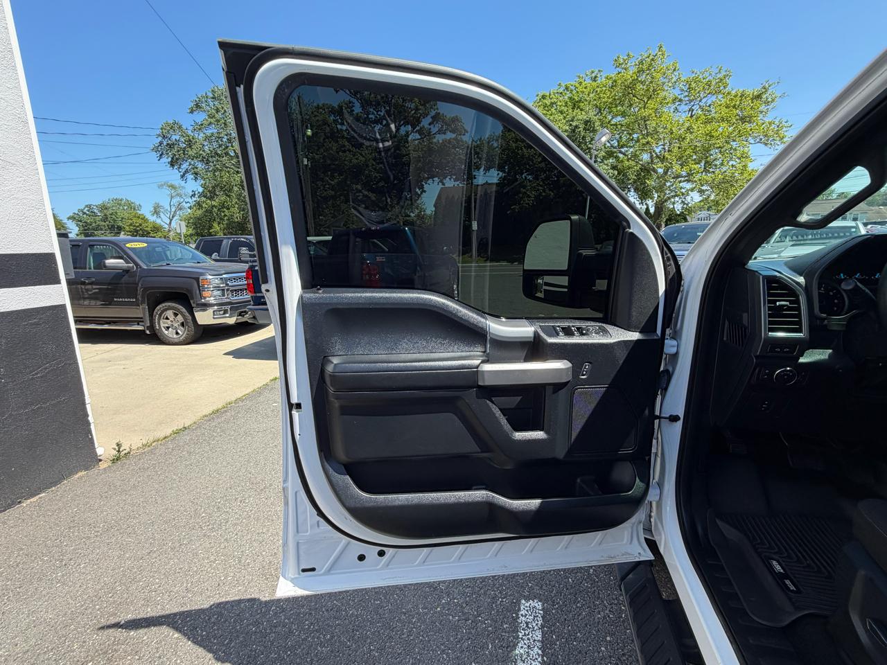 Ford F-150 Lariat SuperCrew 6.5-ft. Bed 4WD 2017