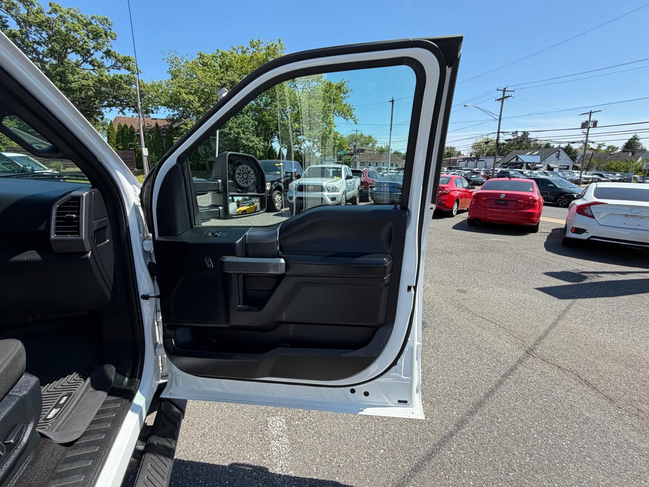 Ford F-150 Lariat SuperCrew 6.5-ft. Bed 4WD 2017