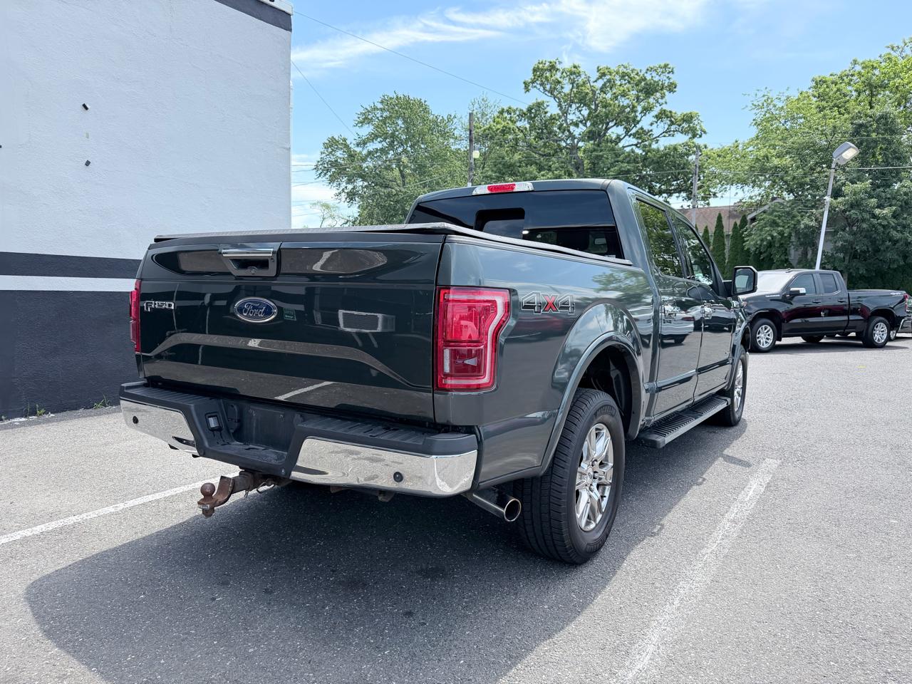 Ford F-150 XL SuperCrew 5.5-ft. Bed 4WD 2015