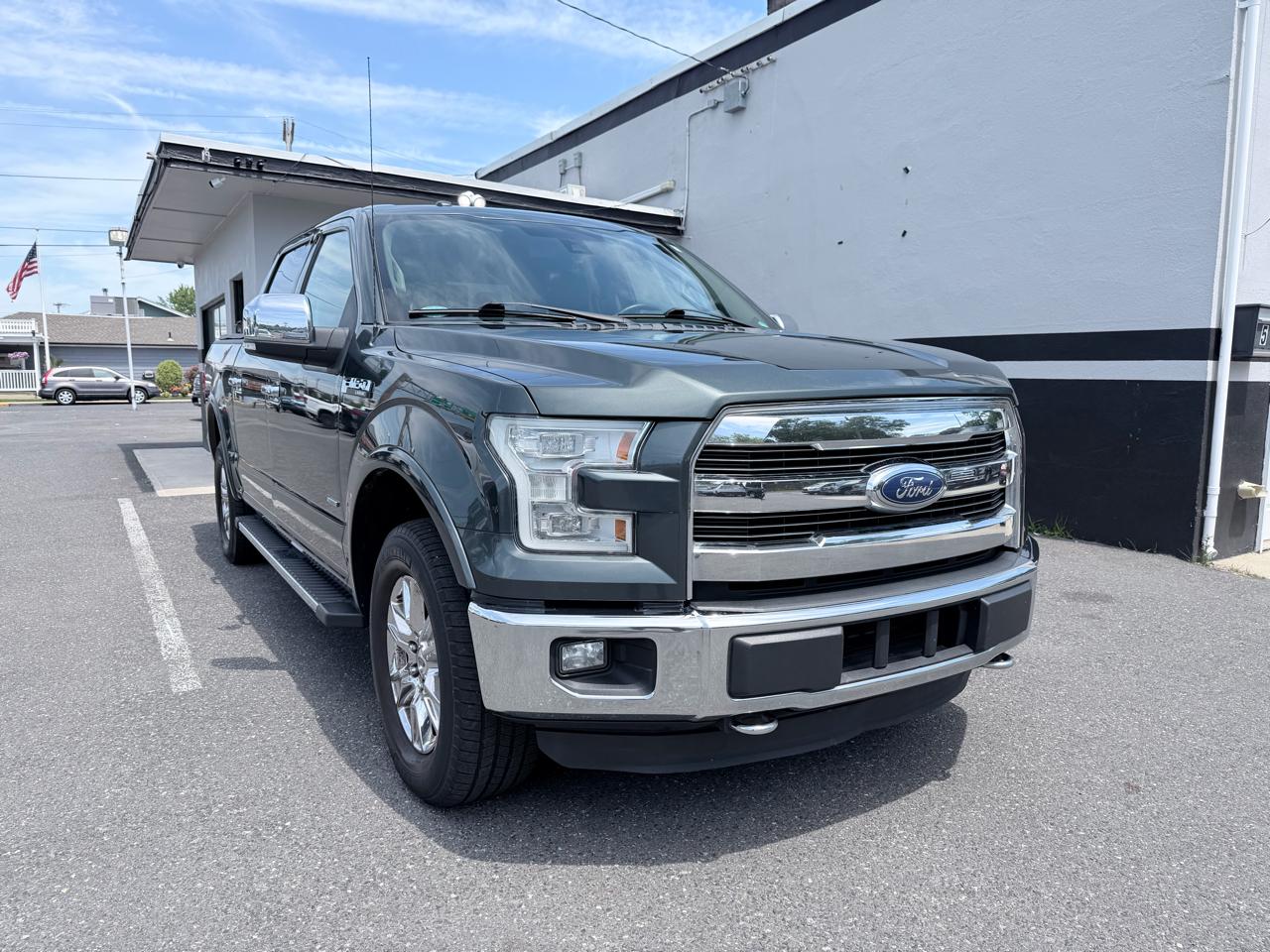 Ford F-150 XL SuperCrew 5.5-ft. Bed 4WD 2015
