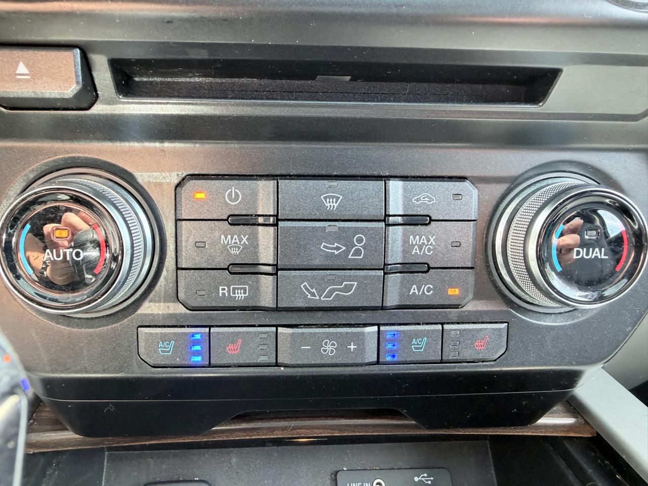 Ford F-150 XL SuperCrew 5.5-ft. Bed 4WD 2015