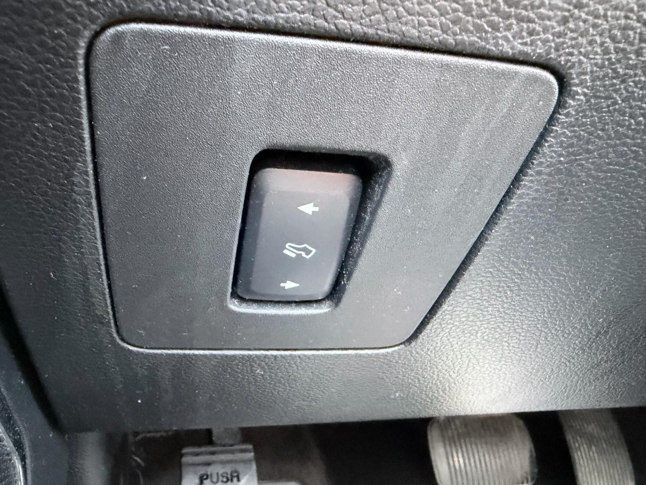 Ford F-150 XL SuperCrew 5.5-ft. Bed 4WD 2015