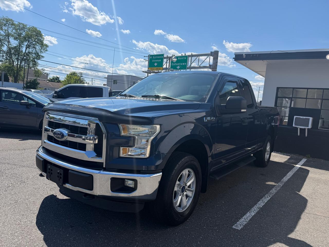 Ford F-150 Lariat SuperCab 6.5-ft. Bed 4WD 2015