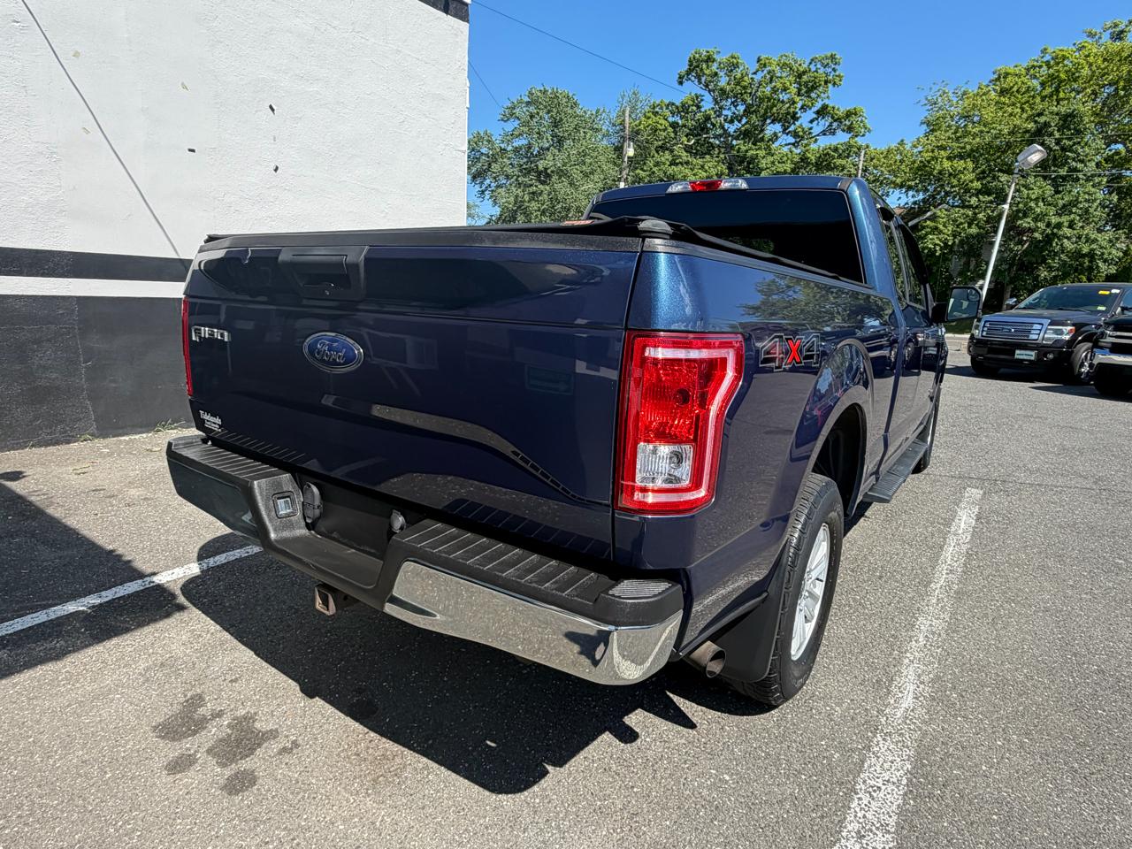 Ford F-150 Lariat SuperCab 6.5-ft. Bed 4WD 2015