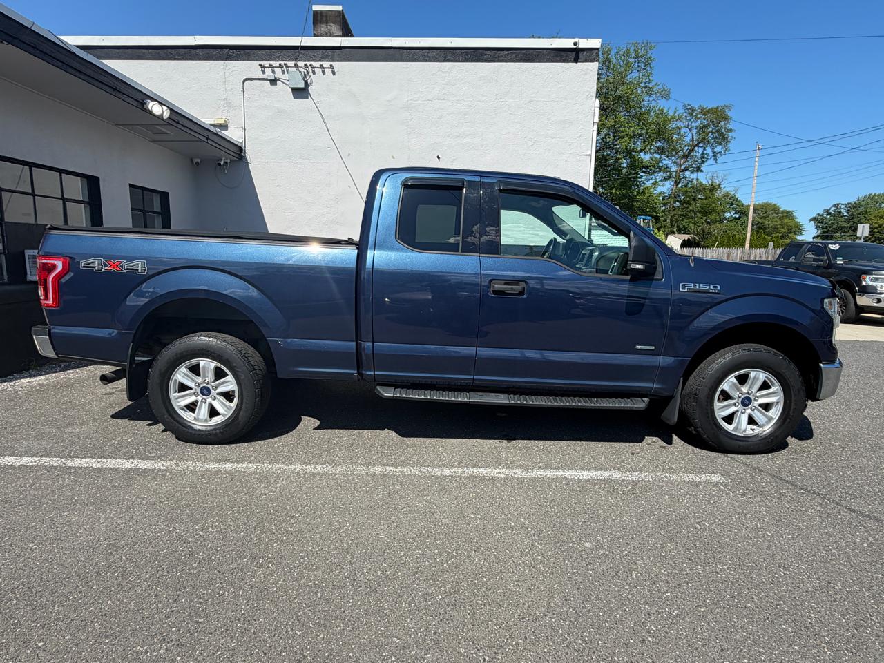 Ford F-150 Lariat SuperCab 6.5-ft. Bed 4WD 2015