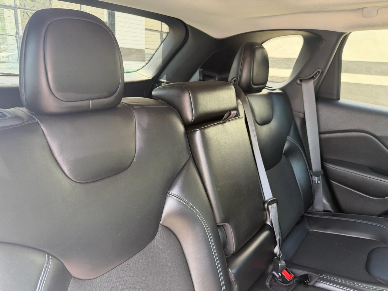 Jeep Cherokee Latitude Plus 4WD 2021