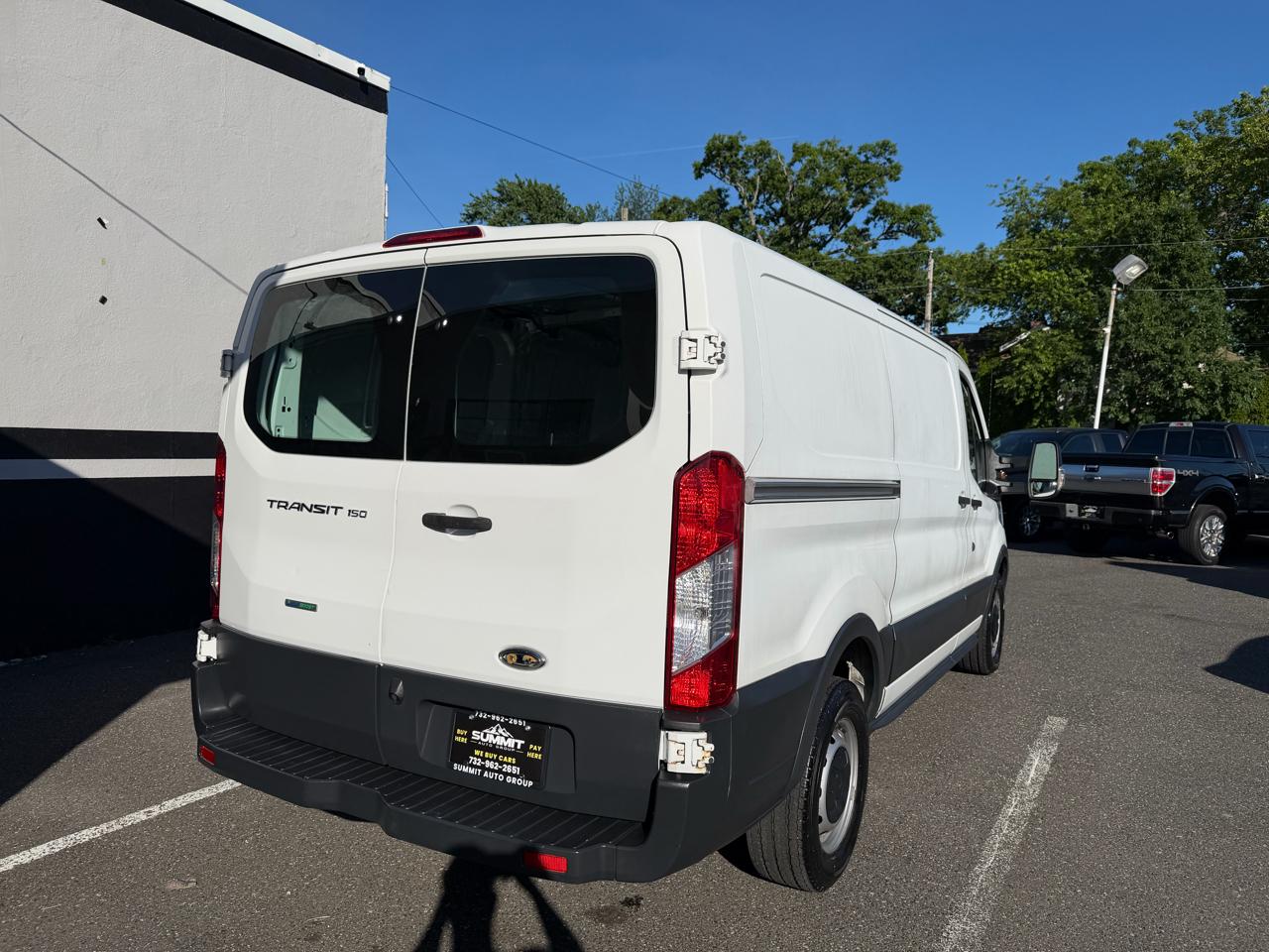 Ford Transit 150 Van Low Roof w/Sliding Pass. 130-in. WB 2015