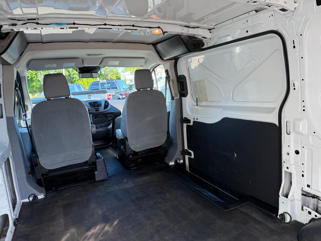 Ford Transit 150 Van Low Roof w/Sliding Pass. 130-in. WB 2015