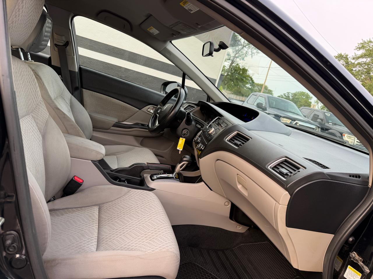 Honda Civic LX Sedan CVT 2014