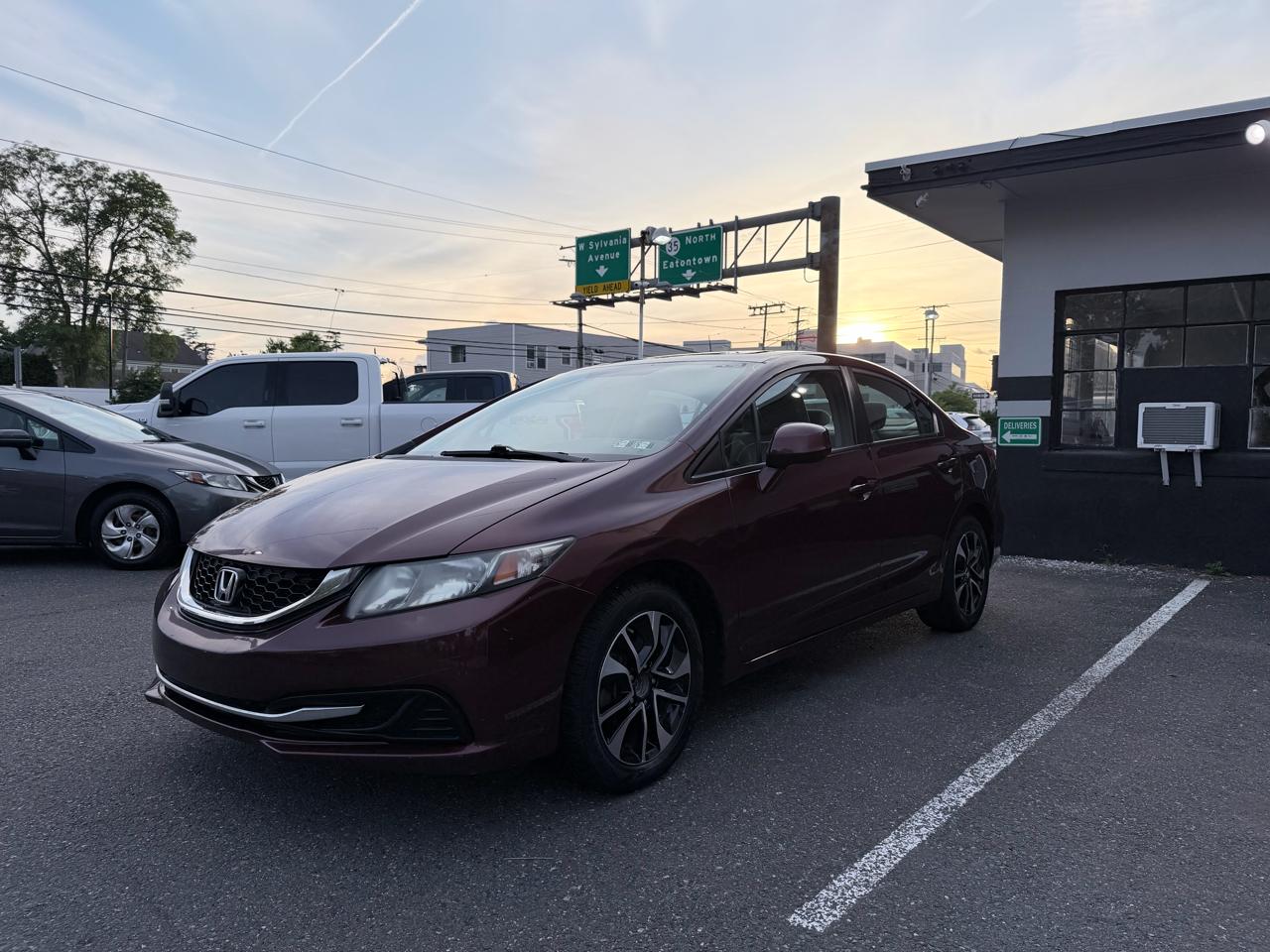 Honda Civic EX Sedan 5-Speed AT 2013