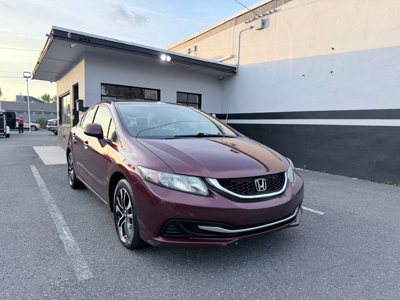 Honda Civic EX Sedan 5-Speed AT 2013