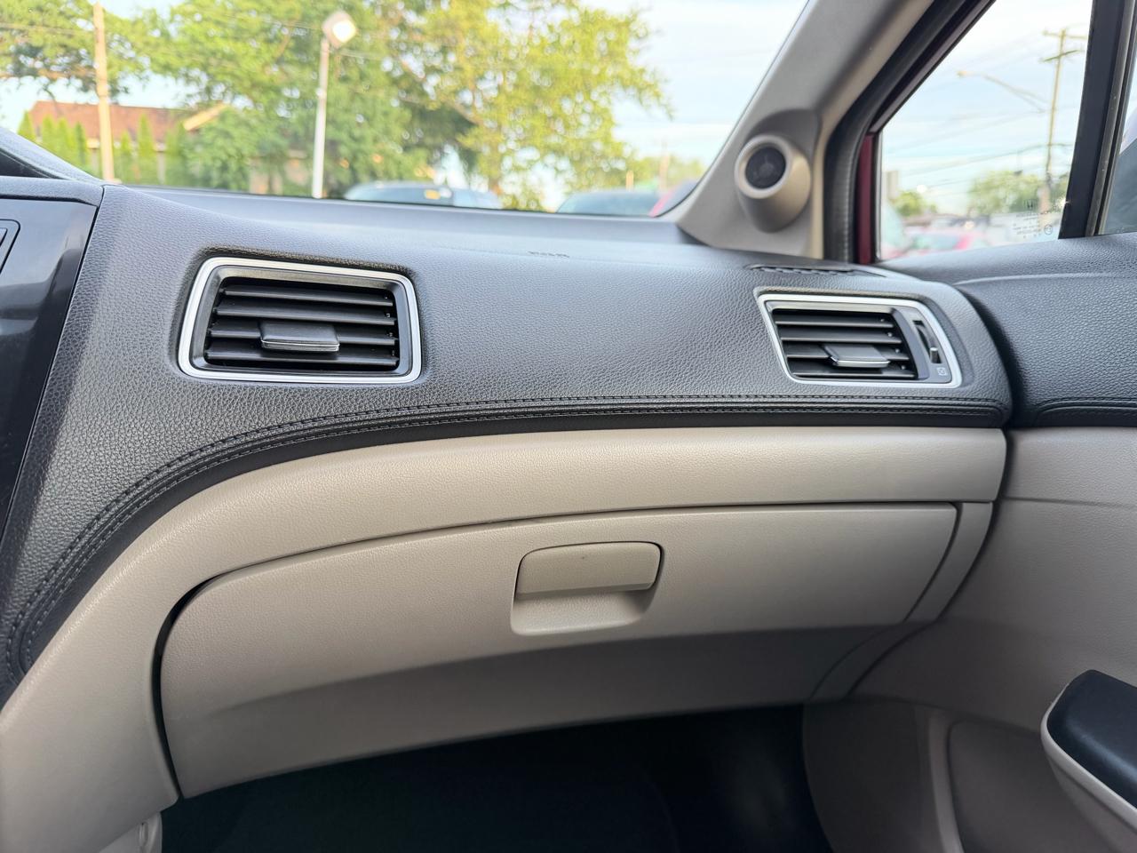 Honda Civic EX Sedan 5-Speed AT 2013