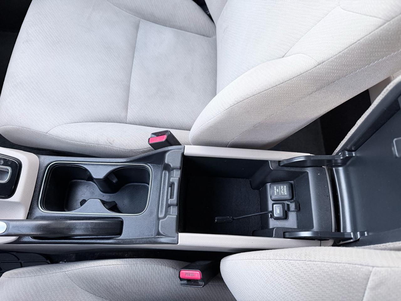 Honda Civic EX Sedan 5-Speed AT 2013