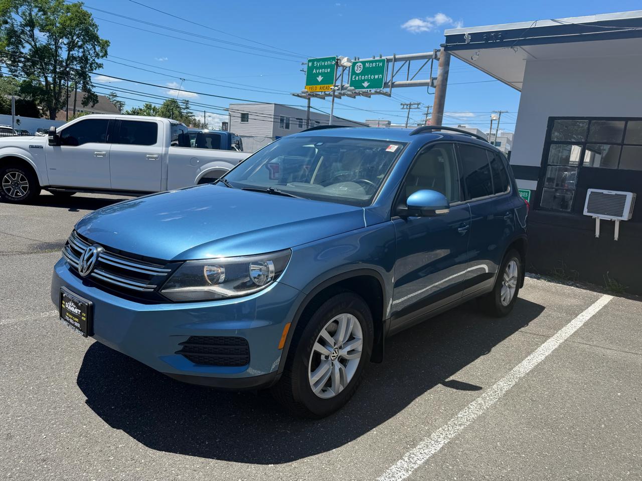 Volkswagen Tiguan S 4Motion 2017
