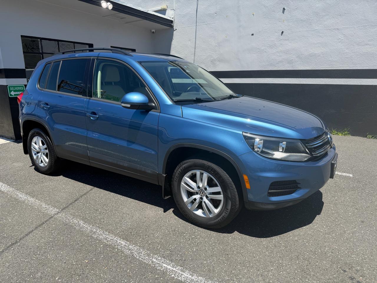 Volkswagen Tiguan S 4Motion 2017