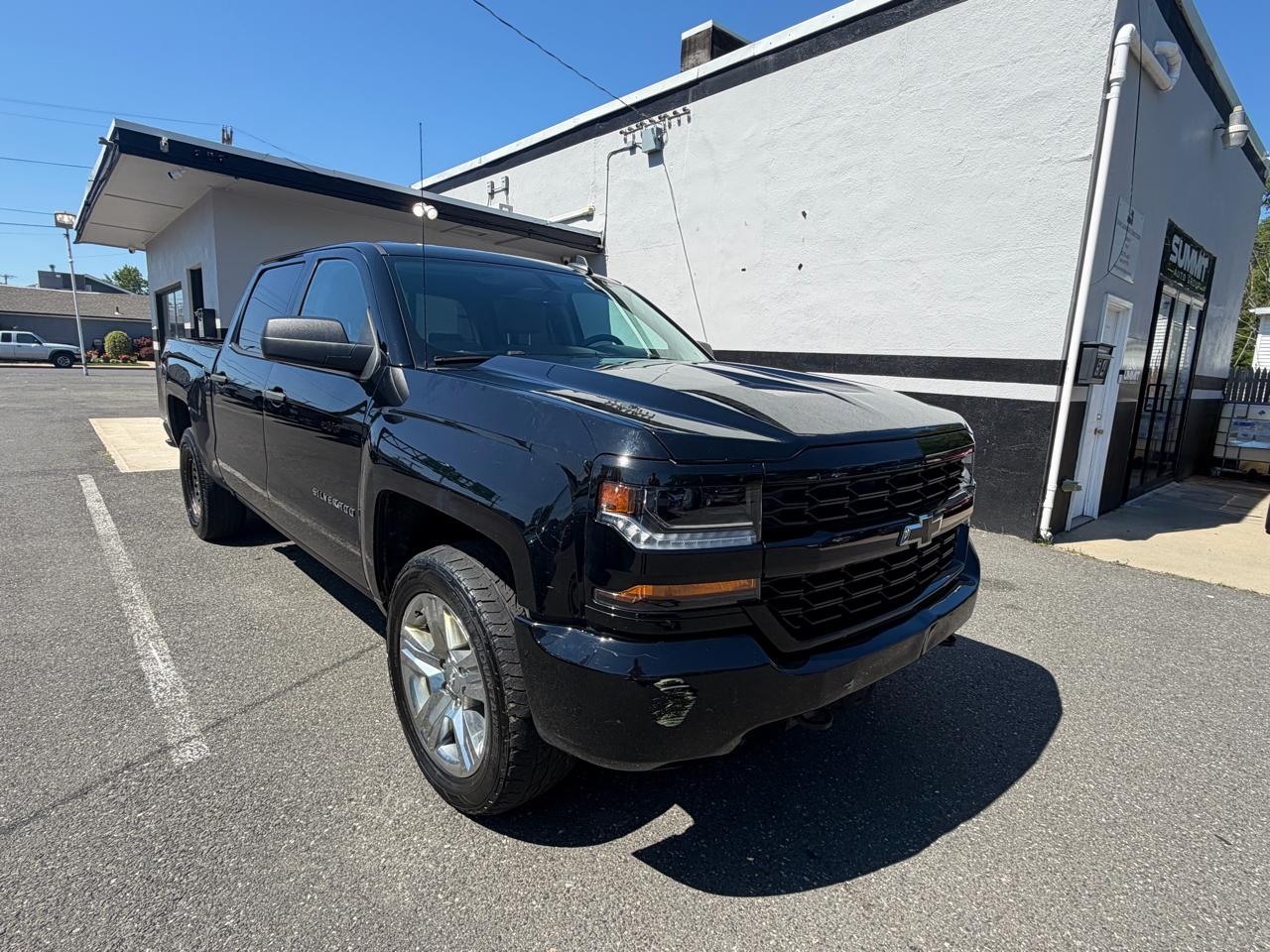 Chevrolet Silverado 1500 Custom Crew Cab 4WD 2018