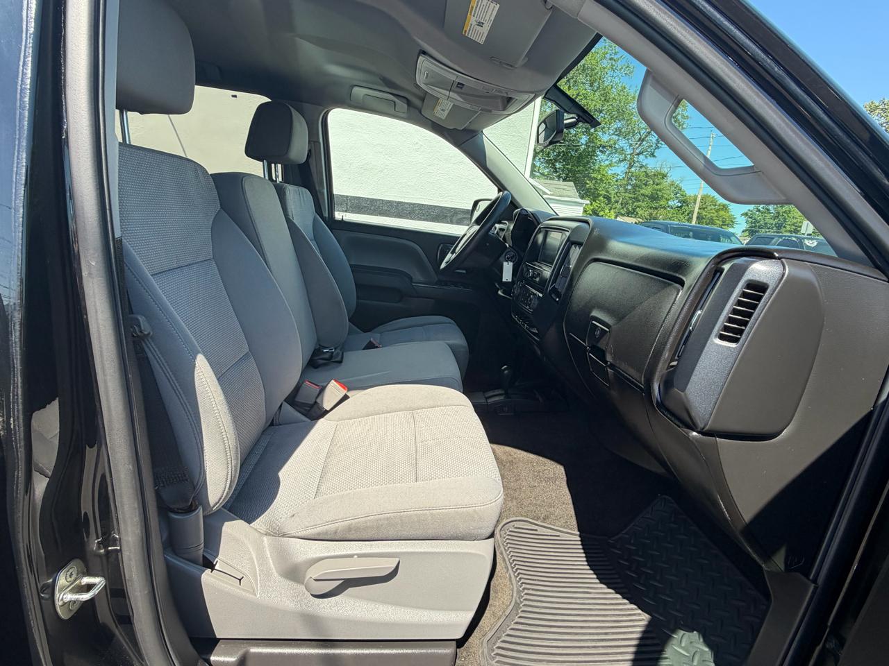 Chevrolet Silverado 1500 Custom Crew Cab 4WD 2018