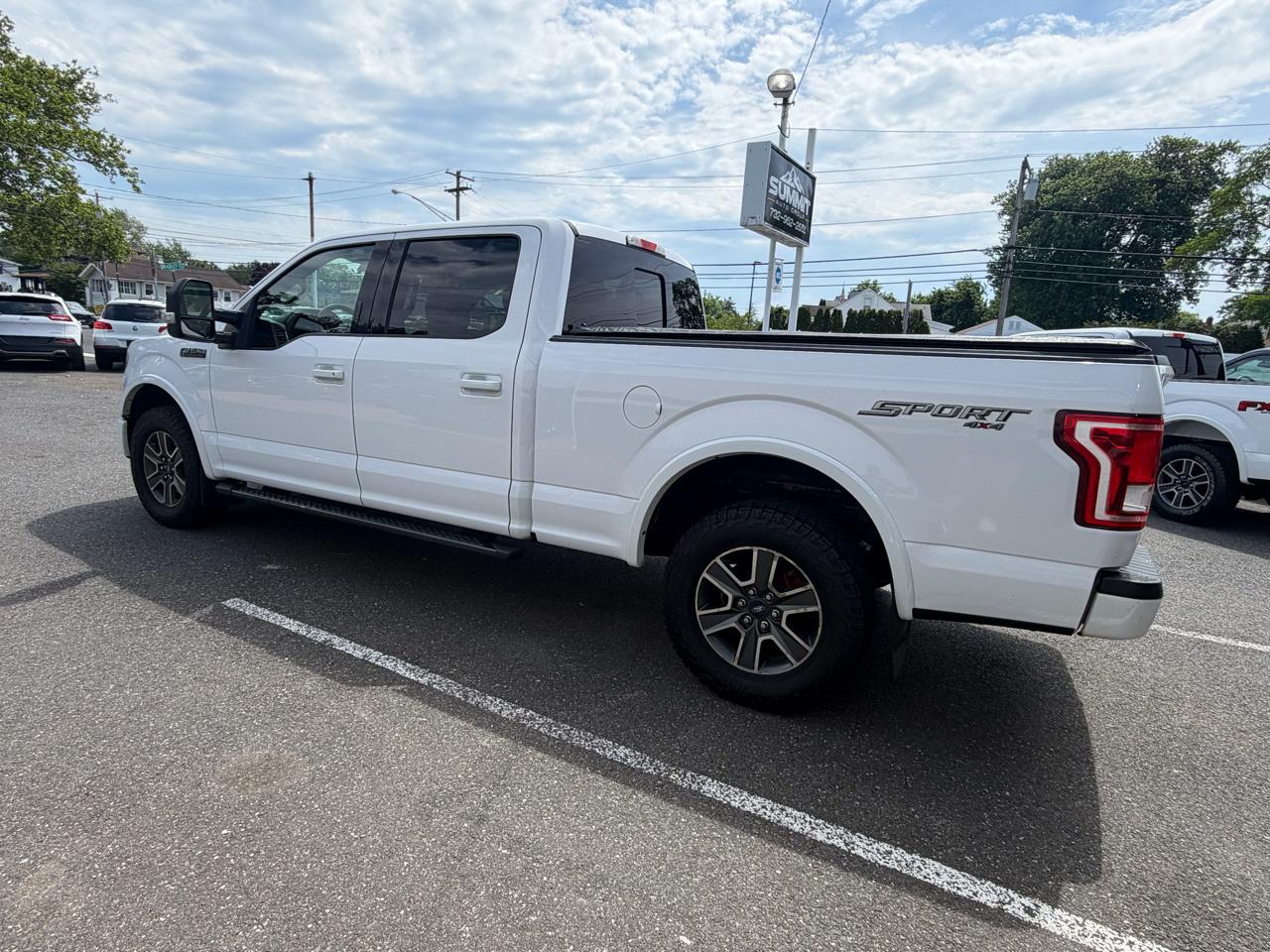 Ford F-150 Lariat SuperCrew 5.5-ft. Bed 4WD 2016
