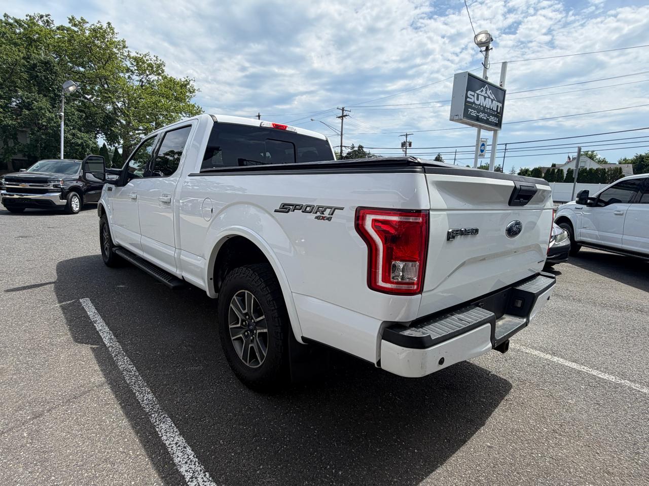 Ford F-150 Lariat SuperCrew 5.5-ft. Bed 4WD 2016