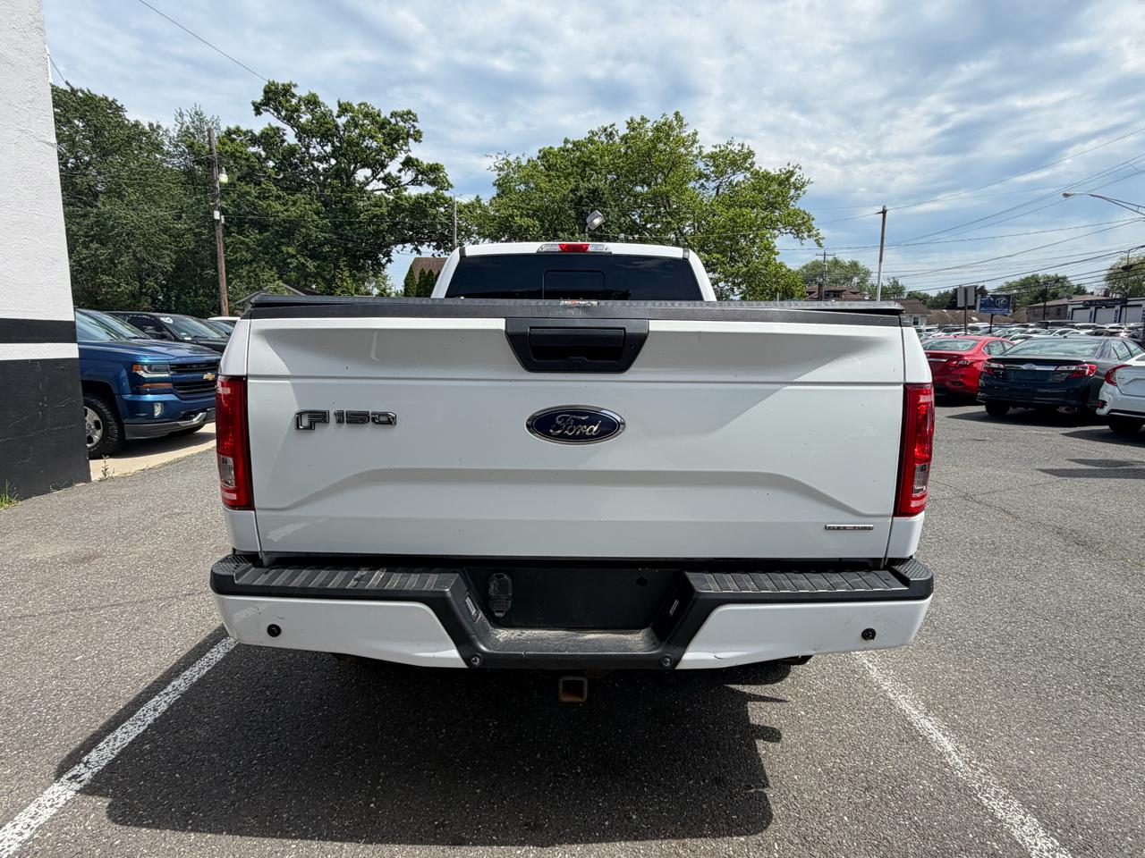 Ford F-150 Lariat SuperCrew 5.5-ft. Bed 4WD 2016