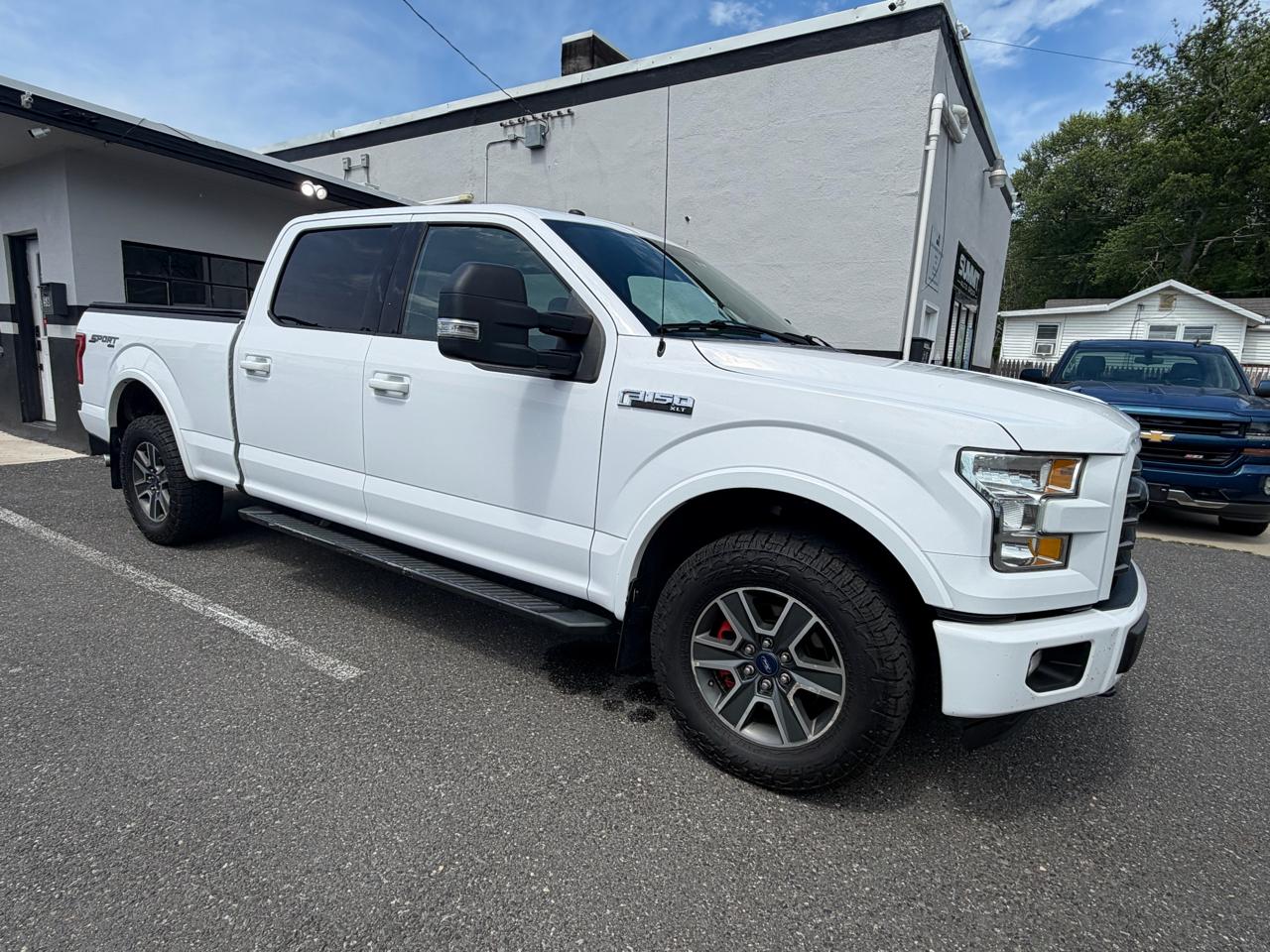 Ford F-150 Lariat SuperCrew 5.5-ft. Bed 4WD 2016
