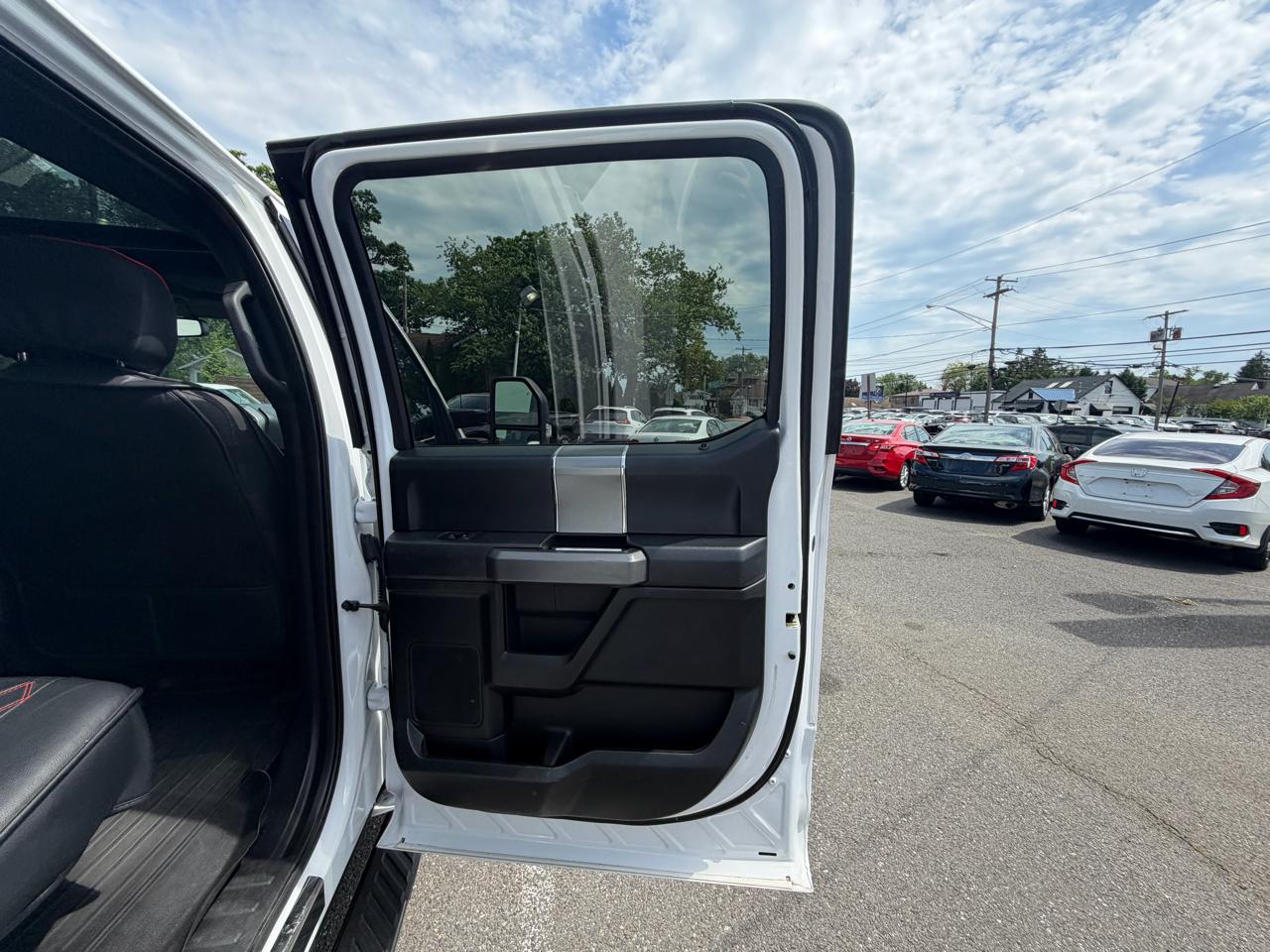 Ford F-150 Lariat SuperCrew 5.5-ft. Bed 4WD 2016