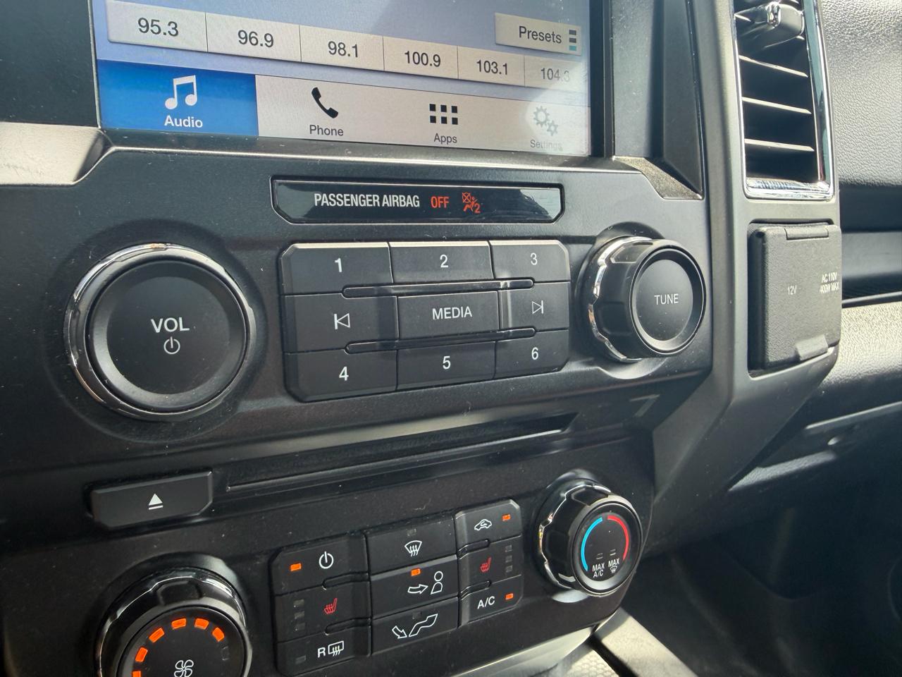 Ford F-150 Lariat SuperCrew 5.5-ft. Bed 4WD 2016