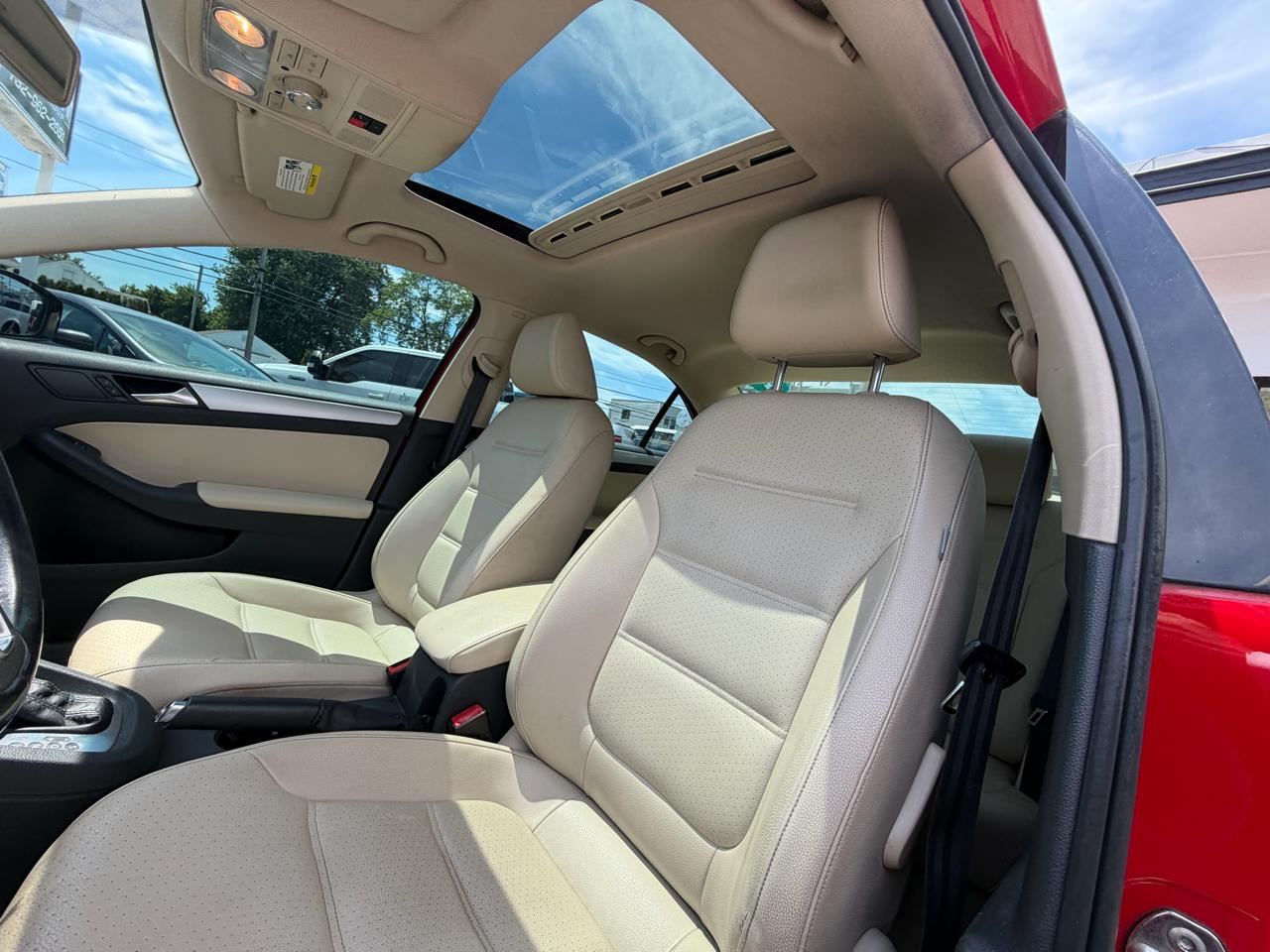 Volkswagen Jetta SE 2014