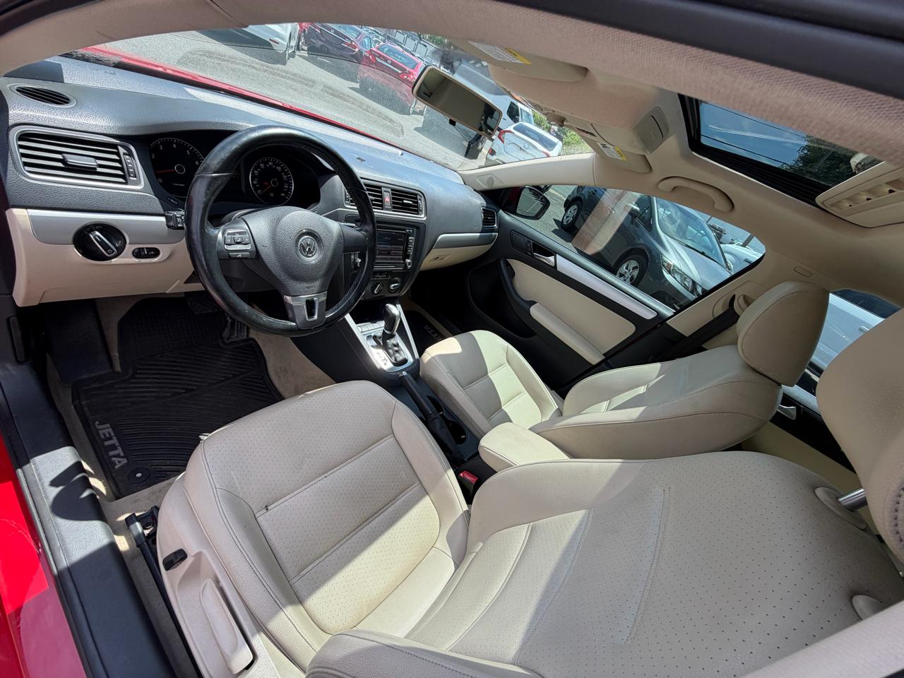 Volkswagen Jetta SE 2014