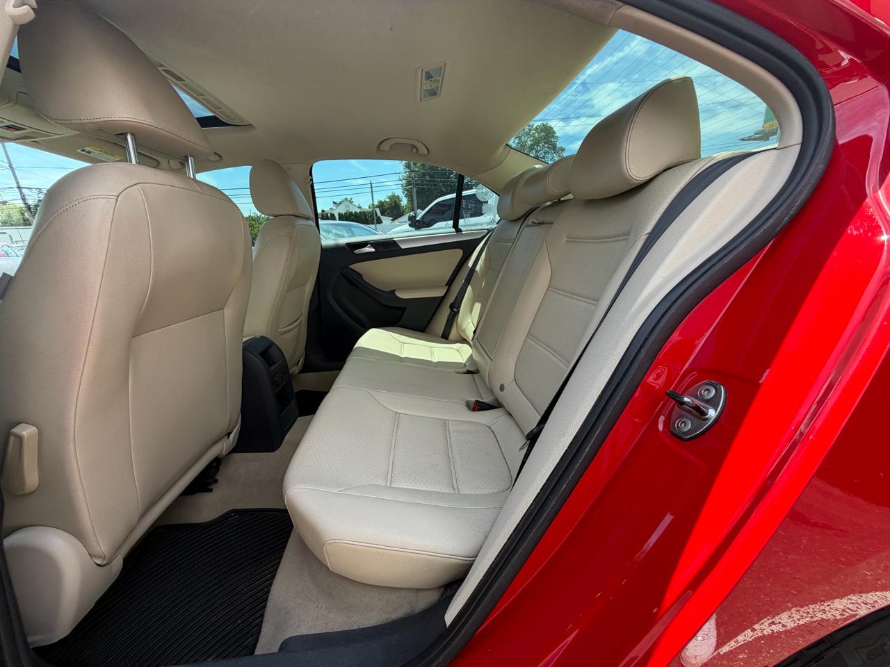 Volkswagen Jetta SE 2014