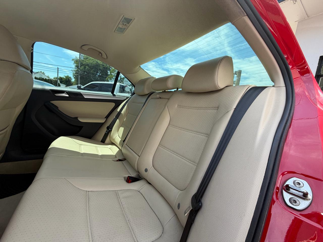 Volkswagen Jetta SE 2014
