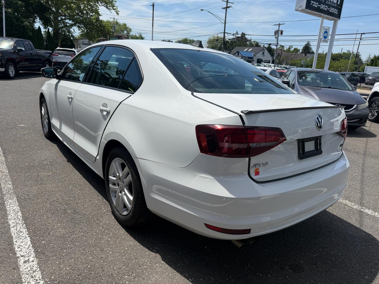 Volkswagen Jetta 1.4T S 6A 2018