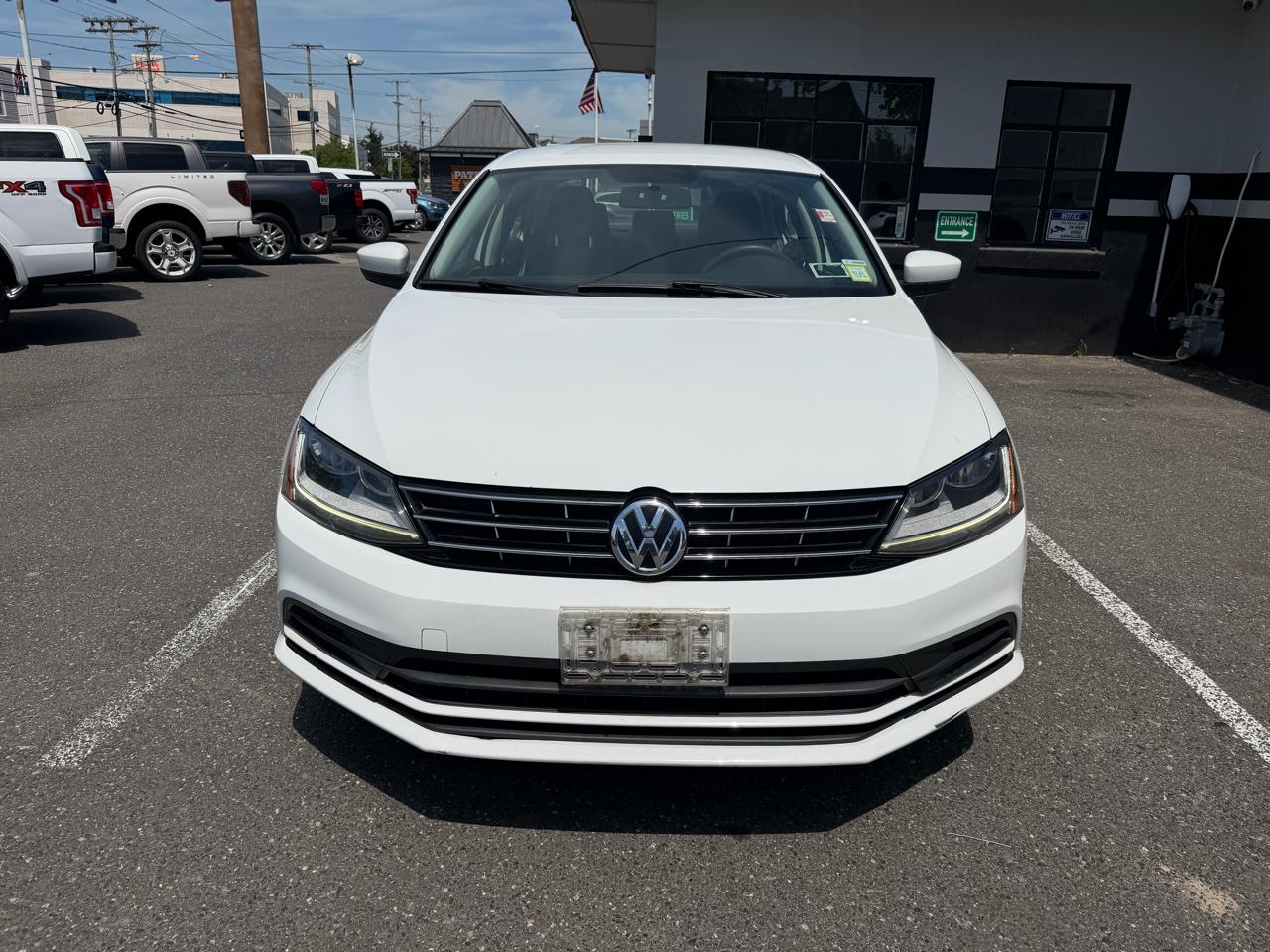 Volkswagen Jetta 1.4T S 6A 2018