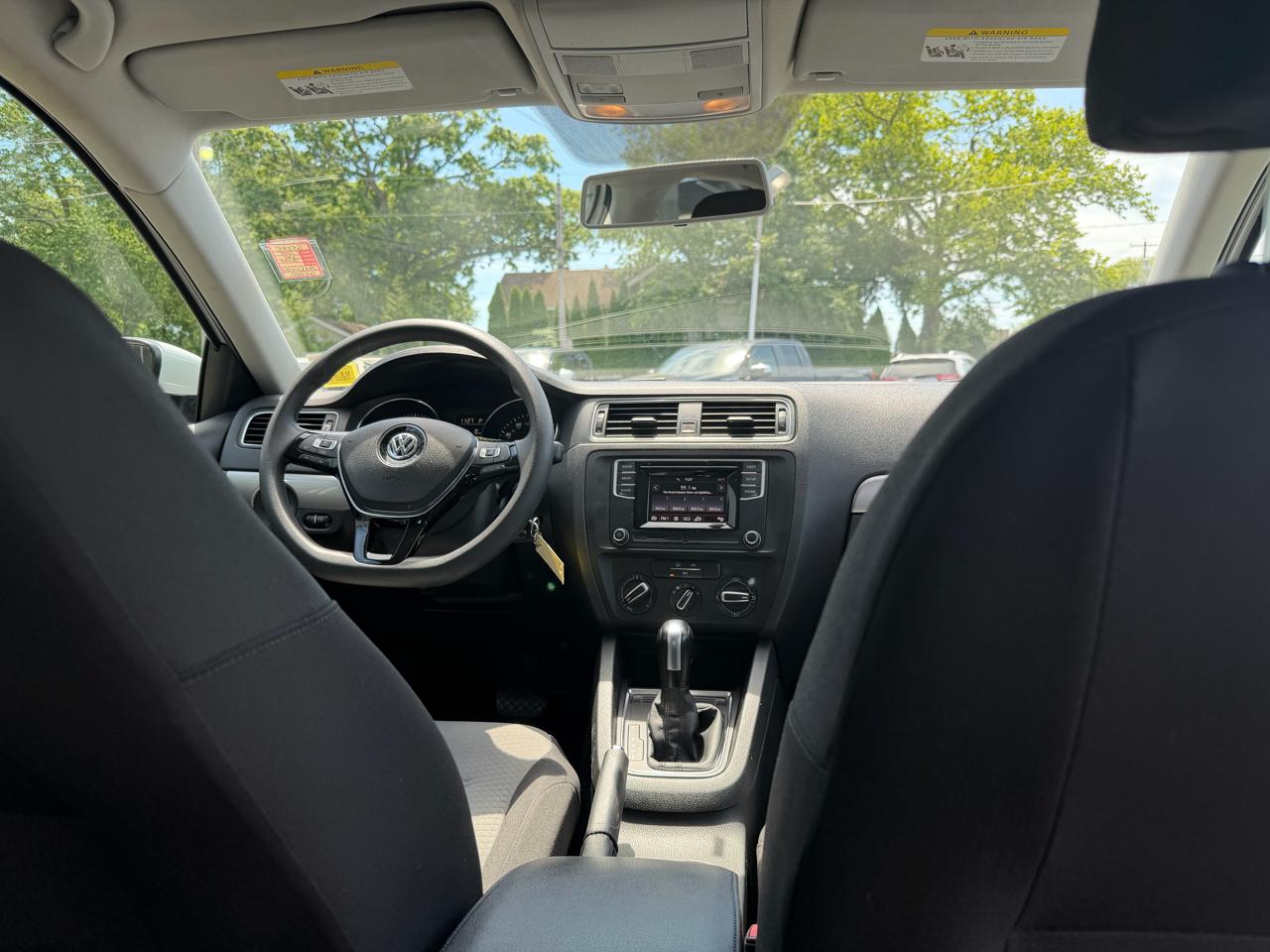 Volkswagen Jetta 1.4T S 6A 2018