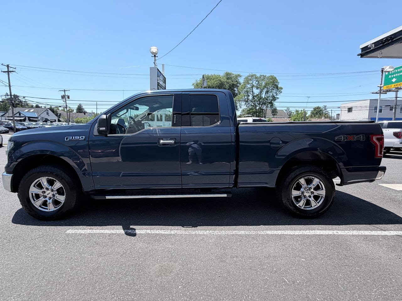Ford F-150 Lariat SuperCab 6.5-ft. Bed 4WD 2015