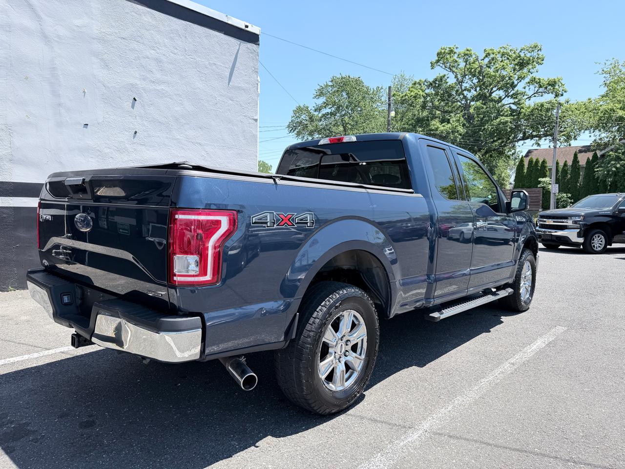 Ford F-150 Lariat SuperCab 6.5-ft. Bed 4WD 2015