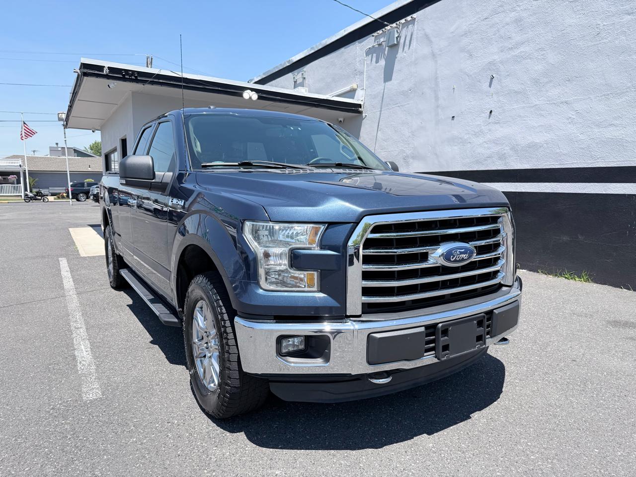 Ford F-150 Lariat SuperCab 6.5-ft. Bed 4WD 2015