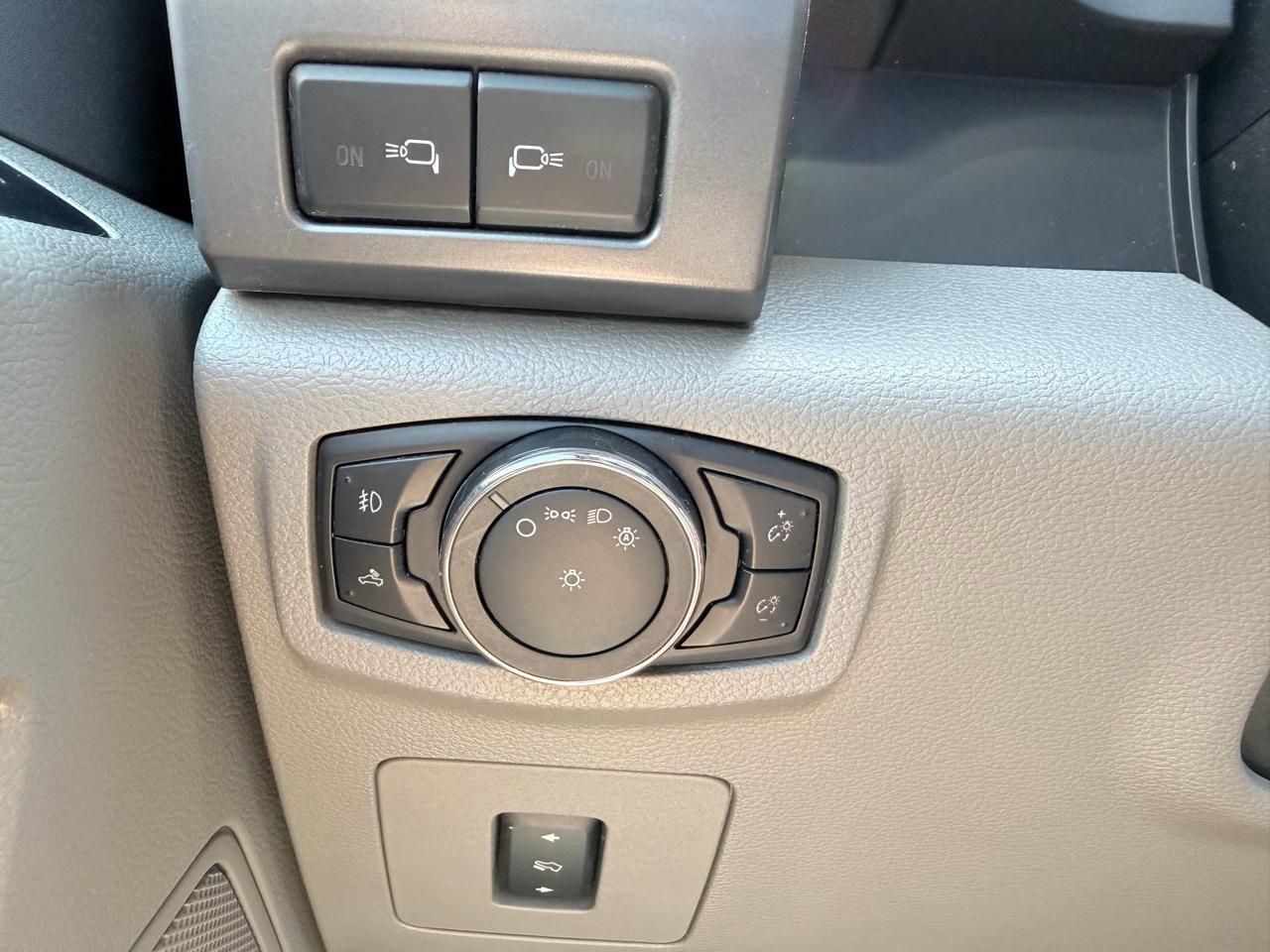 Ford F-150 Lariat SuperCab 6.5-ft. Bed 4WD 2015