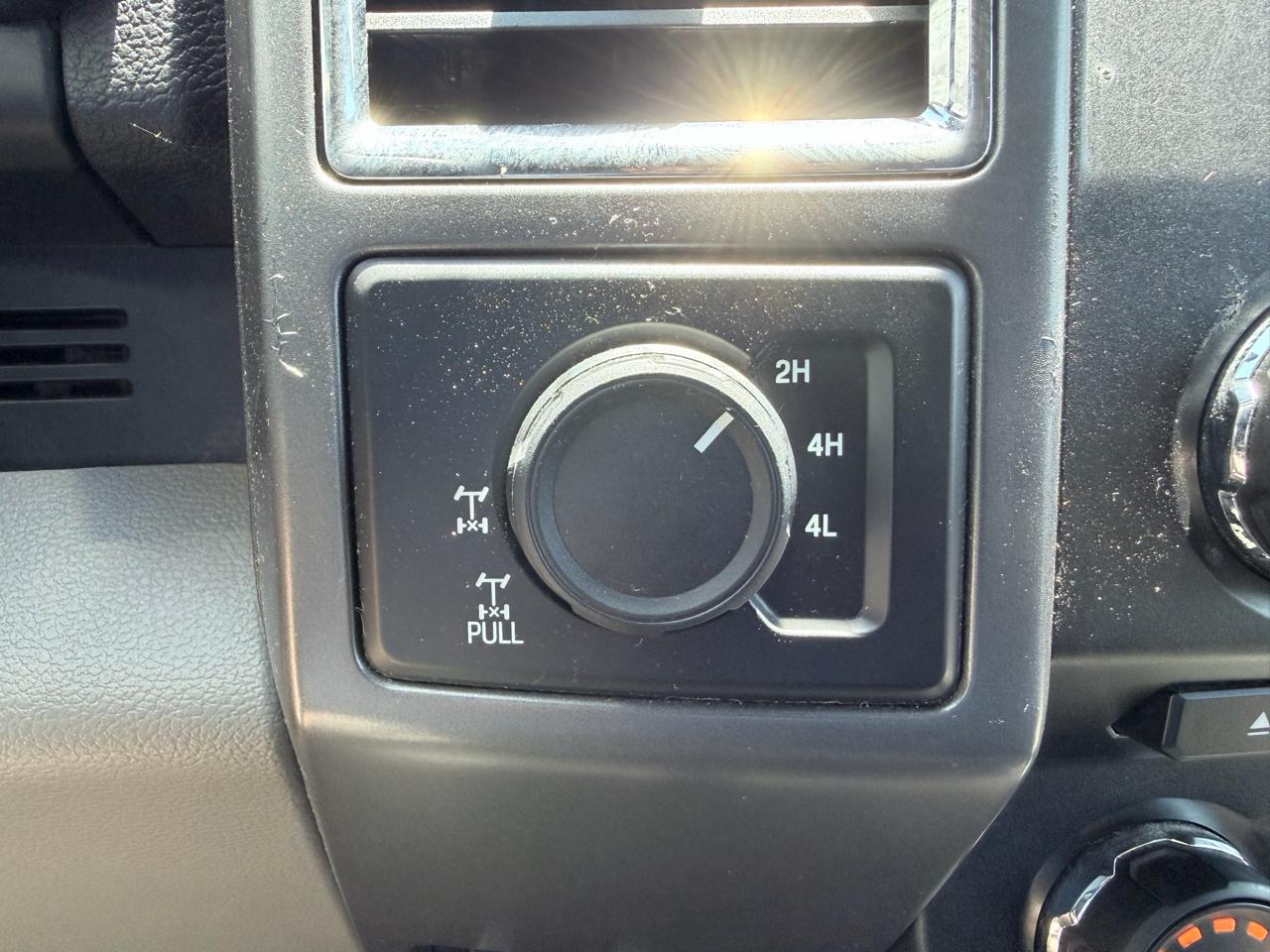 Ford F-150 Lariat SuperCab 6.5-ft. Bed 4WD 2015