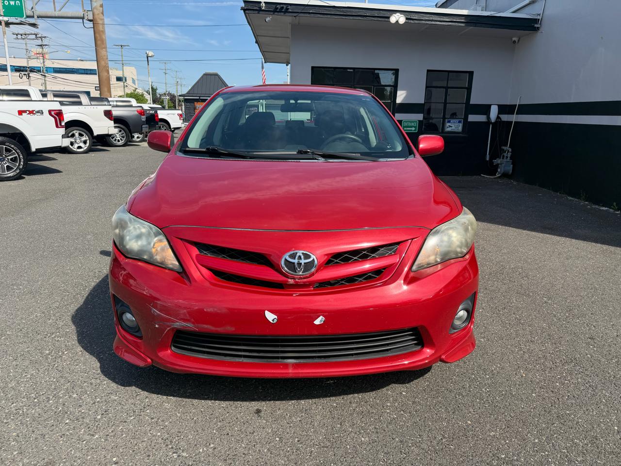 Toyota Corolla S 5-Speed MT 2013