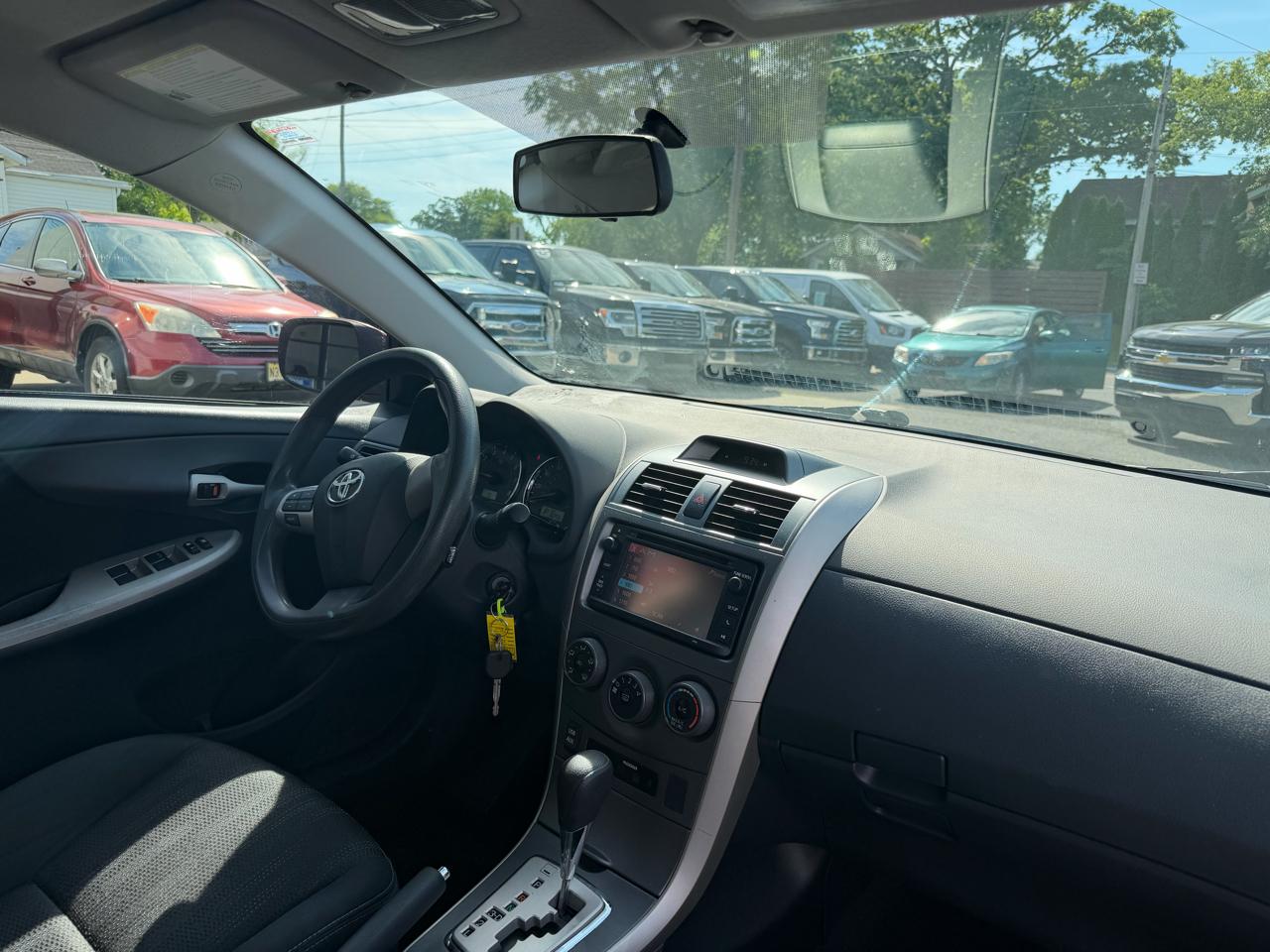Toyota Corolla S 5-Speed MT 2013