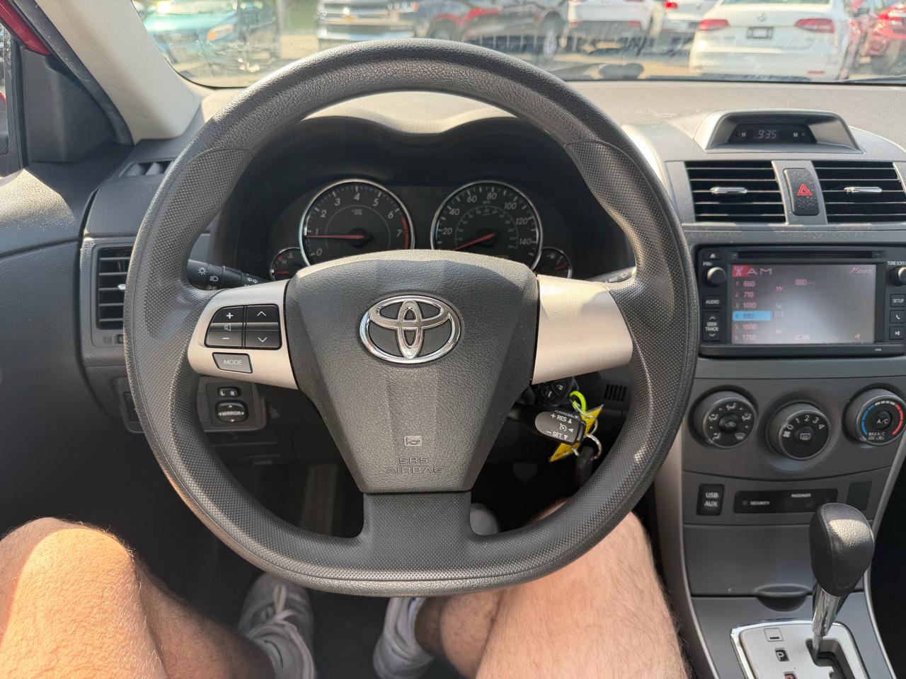Toyota Corolla S 5-Speed MT 2013