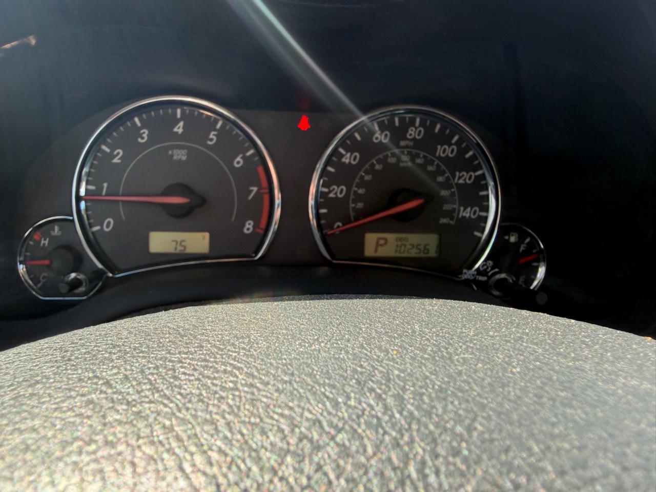 Toyota Corolla S 5-Speed MT 2013