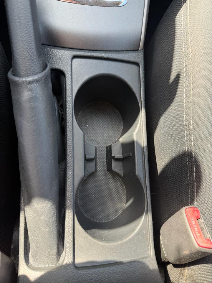 Toyota Corolla S 5-Speed MT 2013