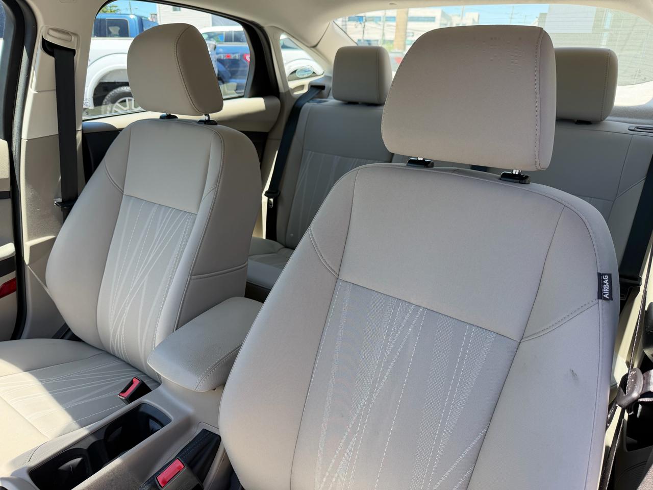 Ford Focus SE Sedan 2015