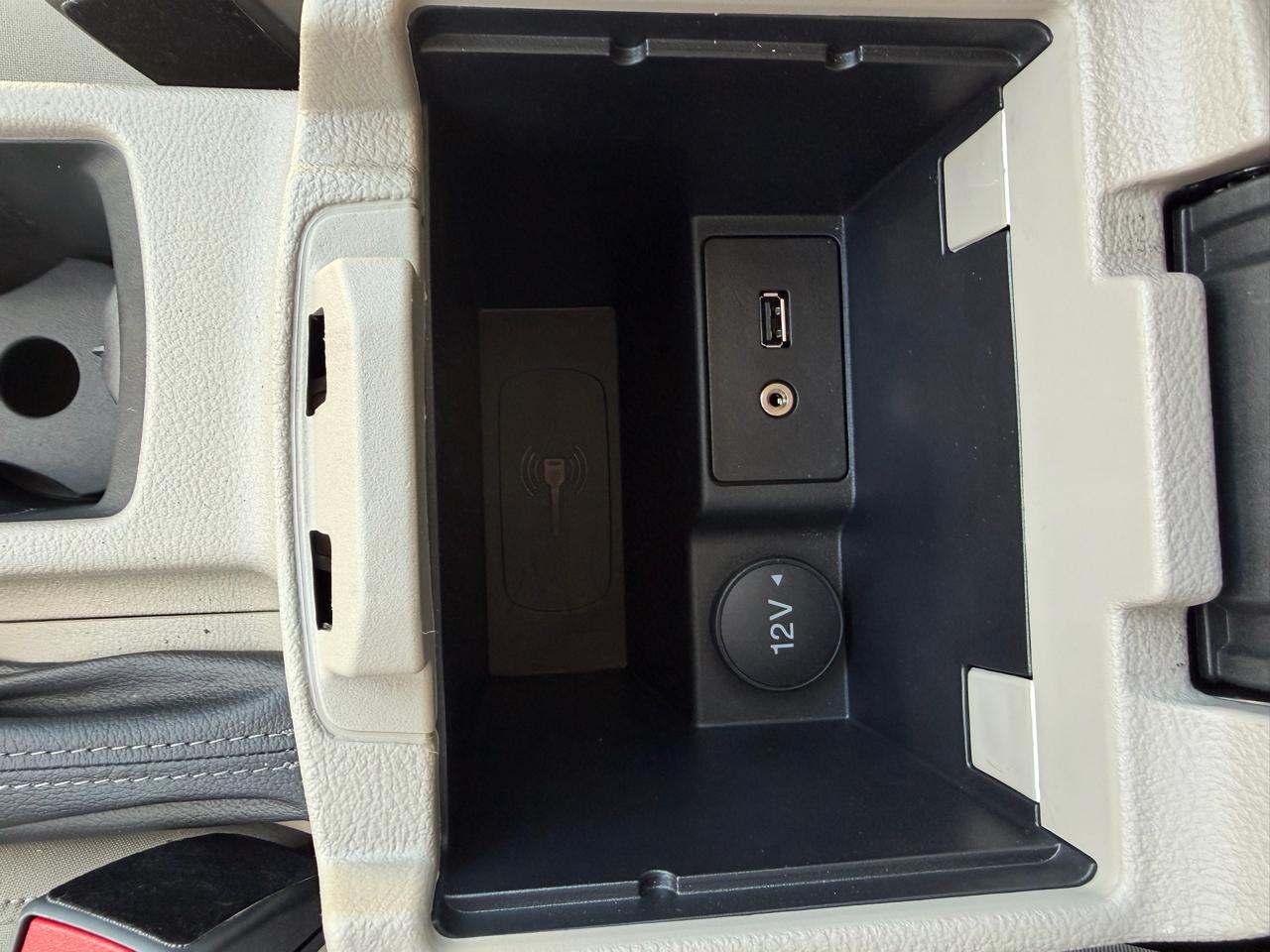 Ford Focus SE Sedan 2015