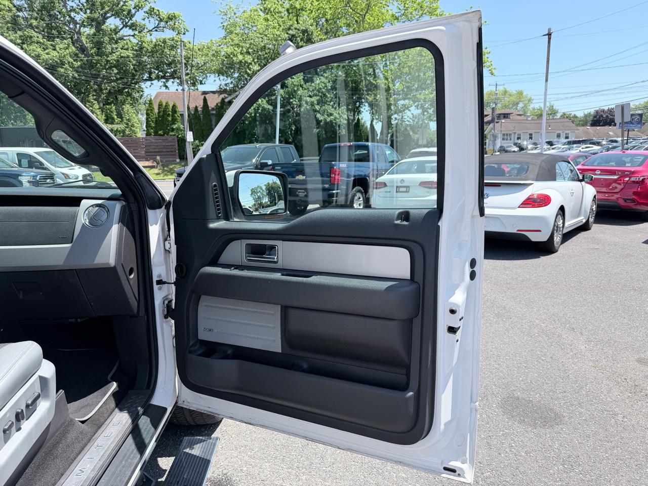 Ford F-150 XLT SuperCrew 6.5-ft. Bed 4WD 2011