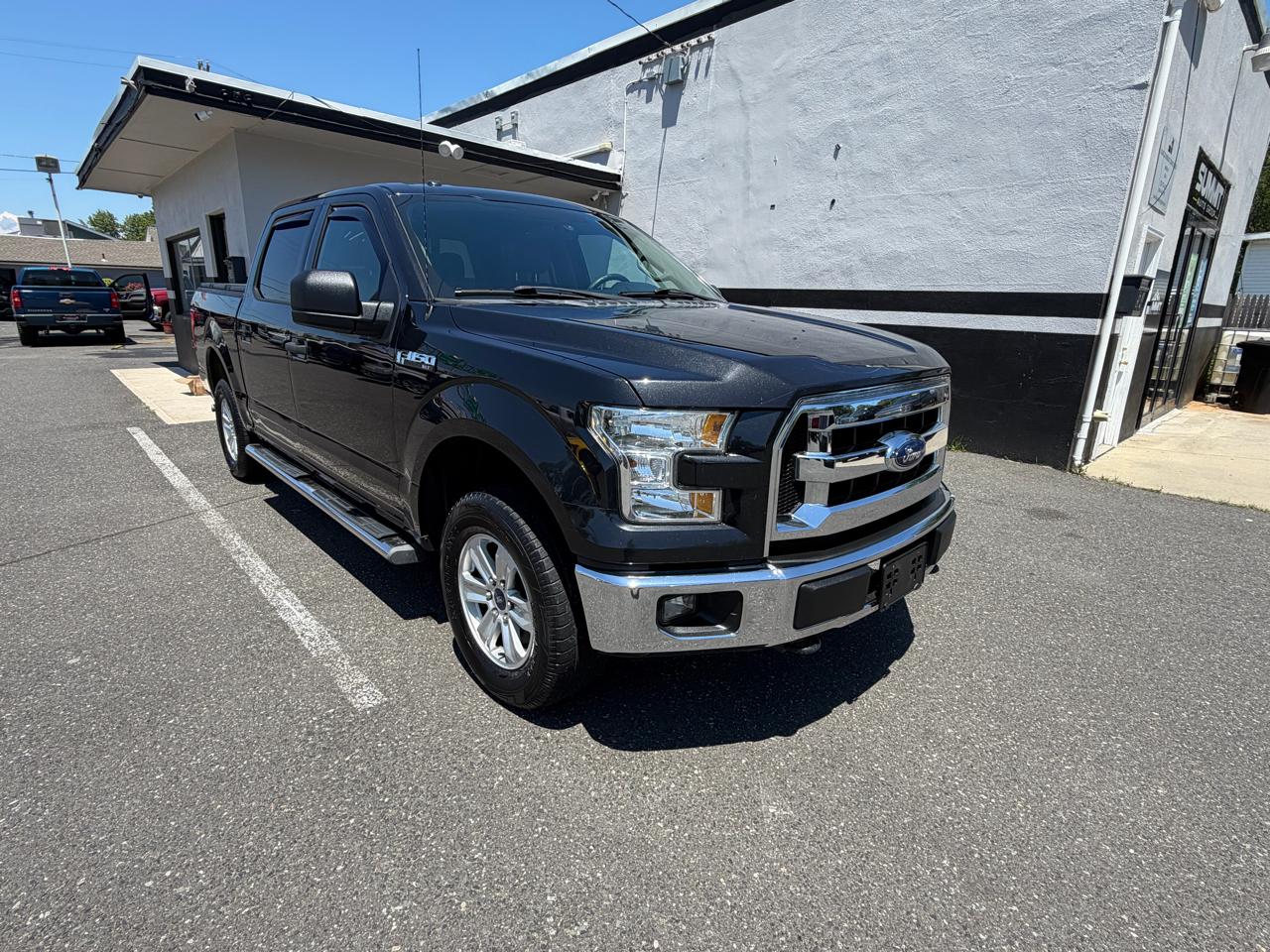 Ford F-150 XL SuperCrew 5.5-ft. Bed 4WD 2015
